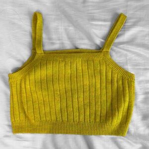 Yellow knit crop top size XL